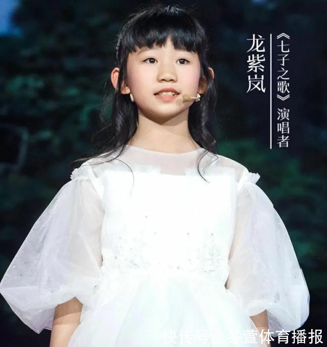 央视春晚唱开场曲的小女孩是谁？果真大有来头！
