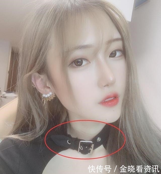cos|腐团儿晒生活照引围观,脖颈皮带格外醒目,这项圈有何特殊含义