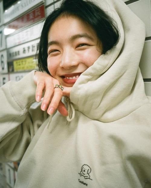 防晒|越能坚持8个好习惯的女生,面容会越发白皙靓丽,越老素颜越漂亮