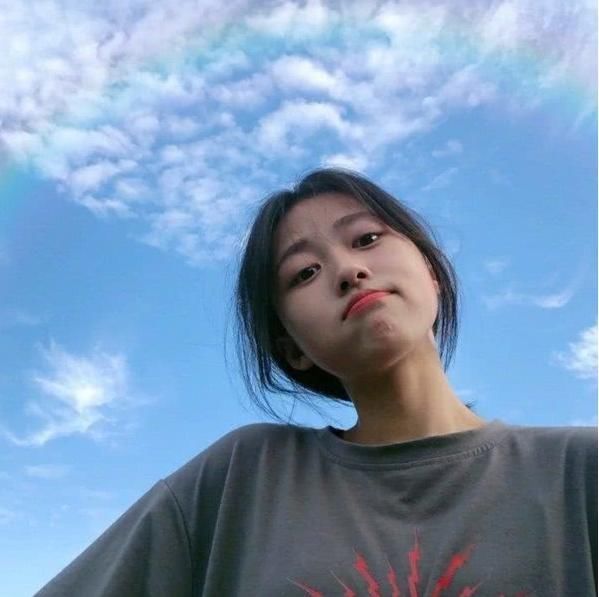 冲刺|身高还未正式发育的女生,身上才有的3特征,早晚冲刺175cm