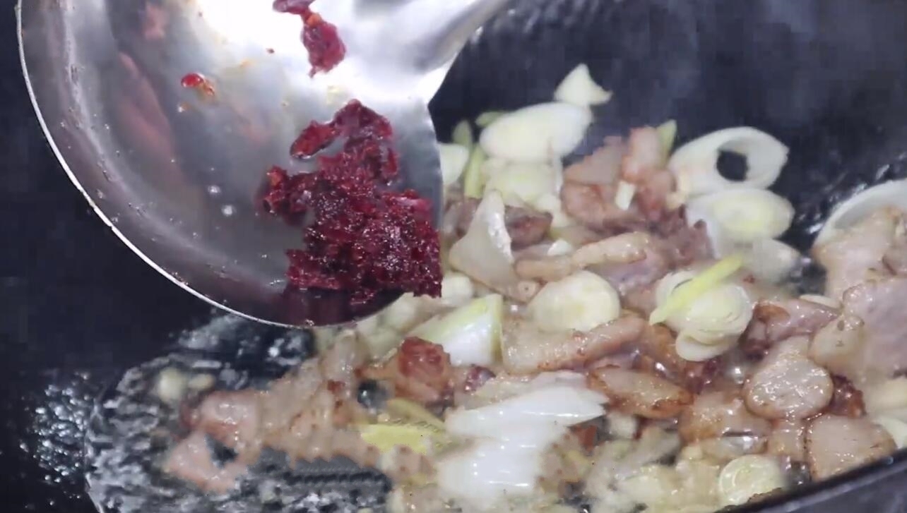 青线椒|想吃茄子煲不用去饭店了,很多大厨都这么做,酱香浓郁,太好吃