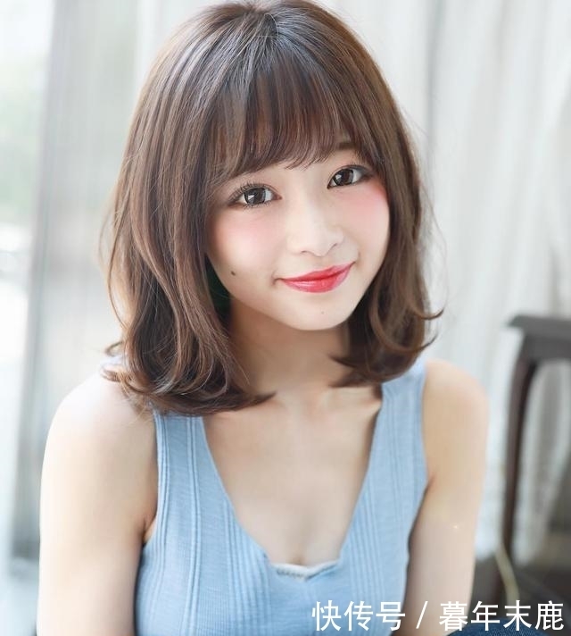 10款冬季热门女生发型,从长到短、这才是今年发型的主流趋势