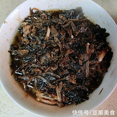 白胡椒|这道梅菜蒸肉香极了，儿子三天两头就要吃