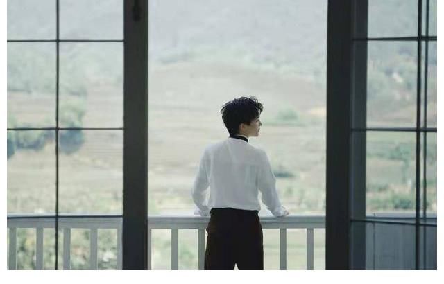 周深奔跑吧：不積跬步，何以至千里，頂峰相見(jiàn)，風(fēng)光無(wú)限