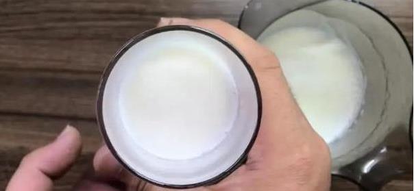 旺仔牛奶糖能融入旺仔牛奶吗看完网友的实验,我就买了