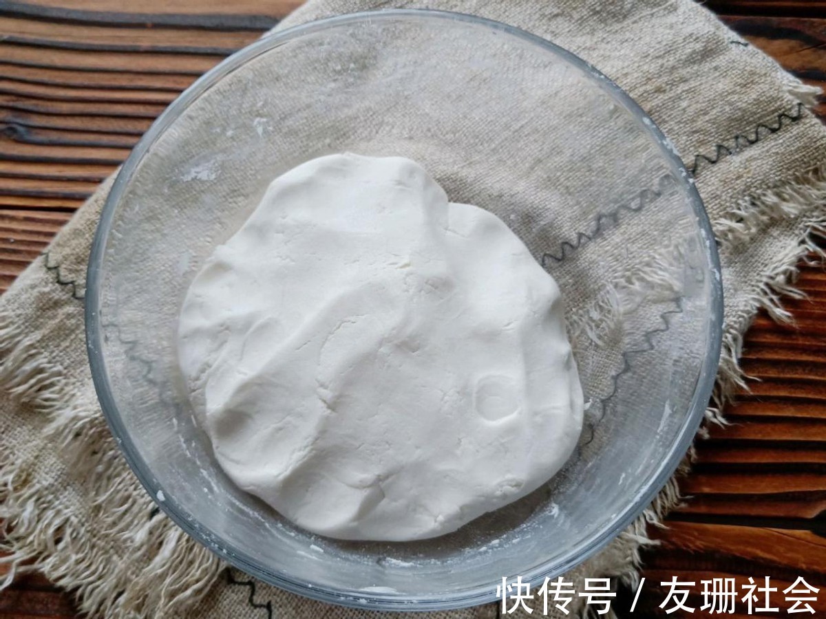 糯米|香甜软糯的红糖糍粑，营养美味，适大人小孩都爱吃的小甜品