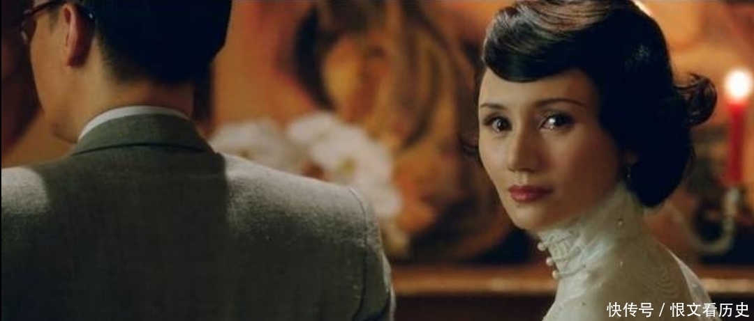 《大上海》中一代枭雄成大器的铁血柔情