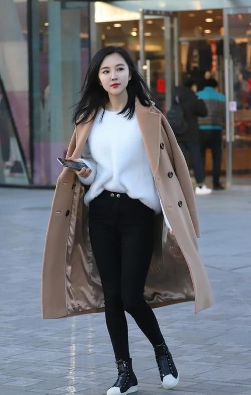 小仙女们|甜美气质小姐姐,穿卡其色风衣,美丽大方可爱迷人
