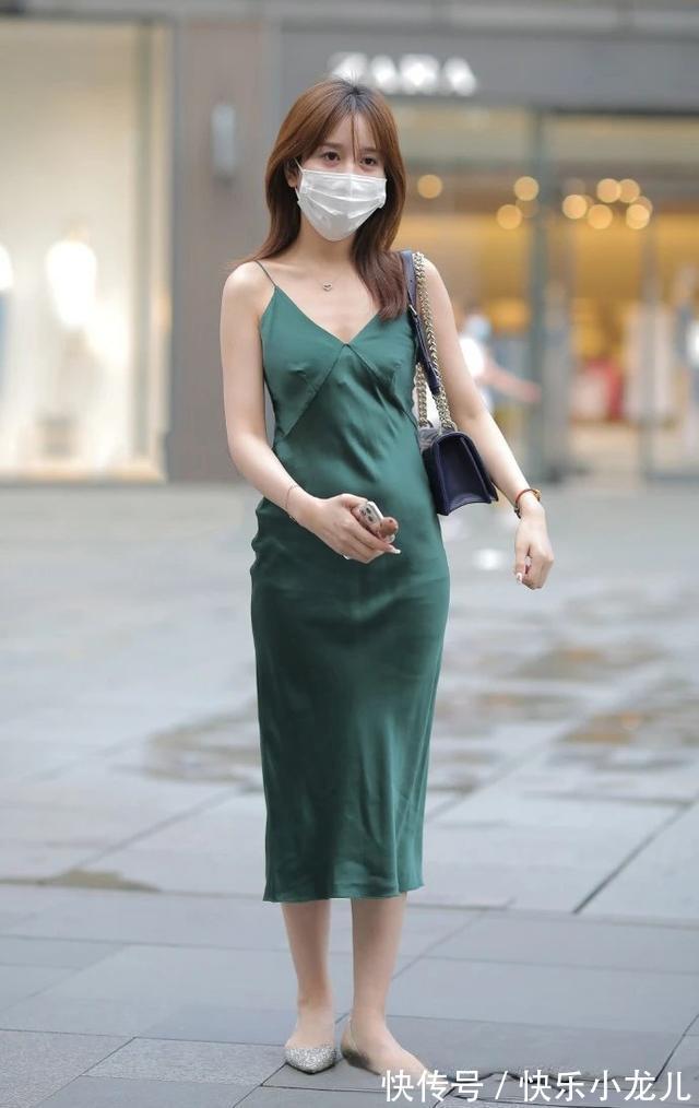 身形 惊艳十足的瑜伽裤，让身形美感提升，美丽清澈