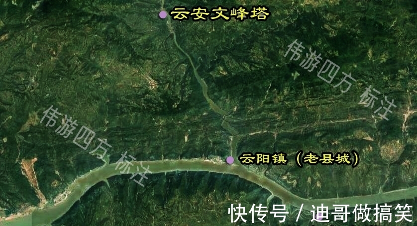 长江|重庆云阳县有2座文峰塔，一座位于长江边，一座位于云安镇