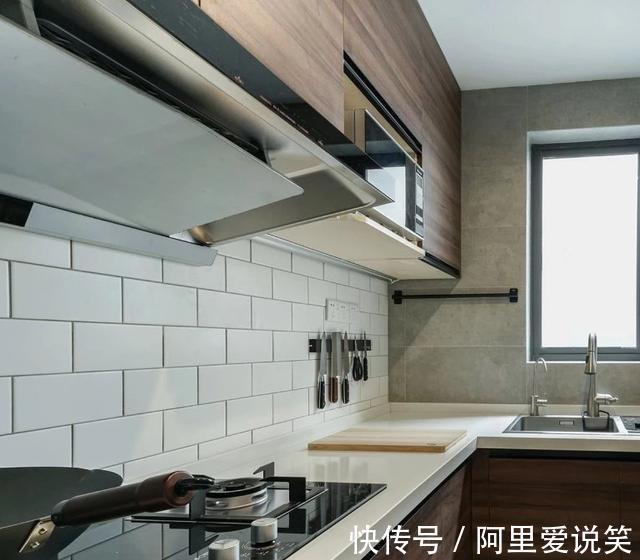 起居室|124平米的四居室装修只花了13万,混搭风格让人眼前一亮