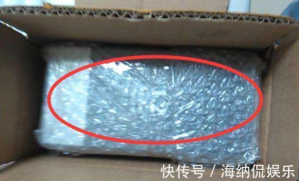 快递盒中的''气泡膜''别扔了,放在卫生间里,实用还省钱,聪明