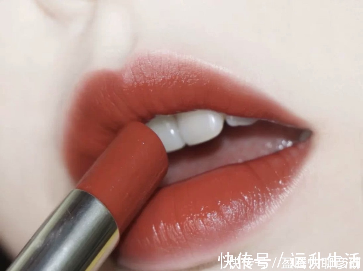 颜色|“上班族”涂什么颜色的口红?迪奥740沉稳,999霸气御姐