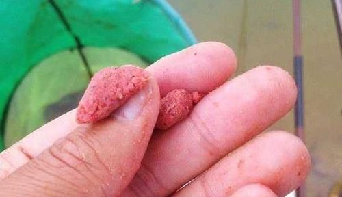 鱼钩|钓鱼调漂技巧:想要调漂更准确,这三点绝对不能忽视!