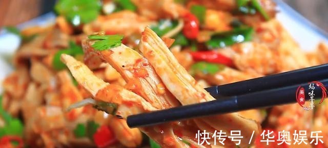 拌凉菜时，最忌直接加生抽，记住“211”，拌什么凉菜都香