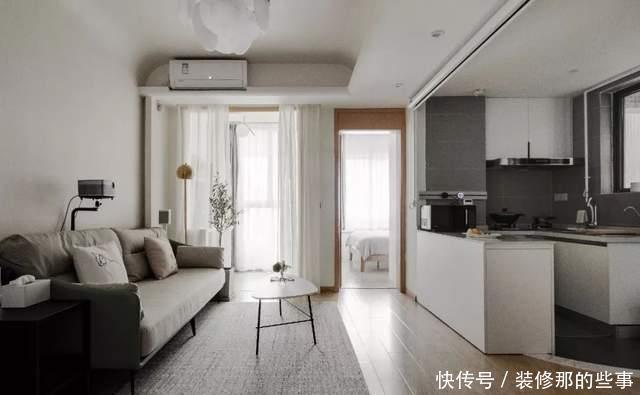 舒适|43平小公寓:客厅投影代替电视,阳台变书房,开放式格局真宽敞!