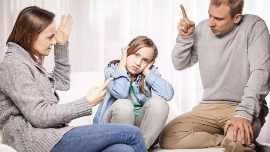 眼界|低情商的孩子通常来自于4种家庭！爸妈不改，娃步入社会要吃大亏