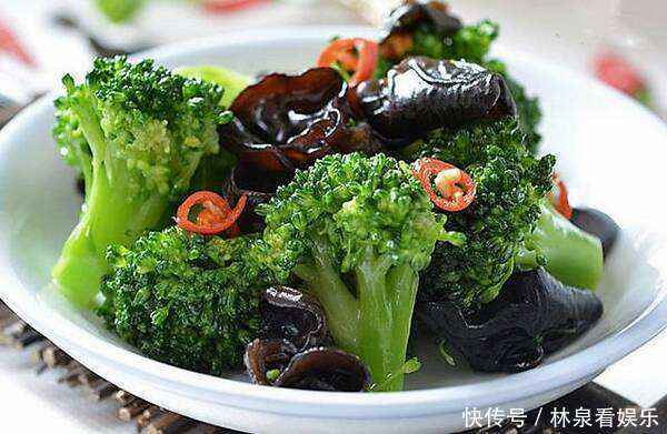 可口|快手减肥家常菜,西兰花拌木耳,清脆可口,美味不油腻