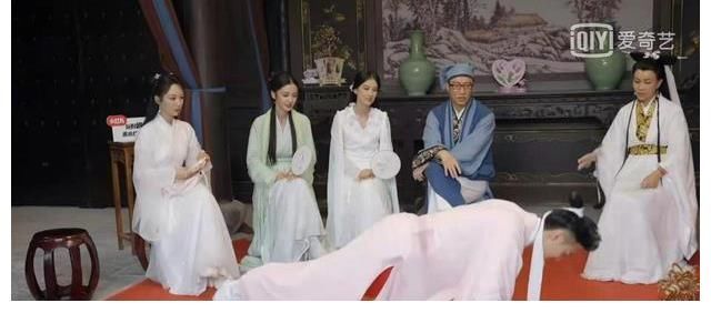 俯卧撑|沙溢唱《武林外传》片尾曲！这么多年过去了，他还念着这部剧的好