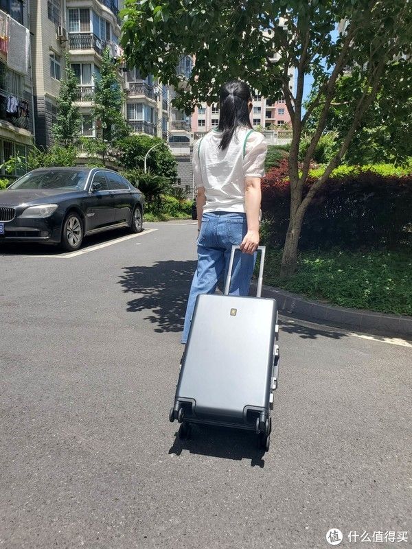 安全感|给你满满的安全感-地平线8号Power系列行李箱测评