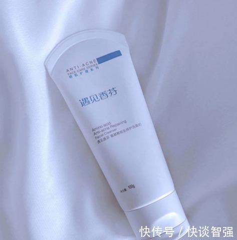 李佳琦|李佳琦薇娅推荐的5款洗面奶,建议多囤几支,每一款都好用不贵