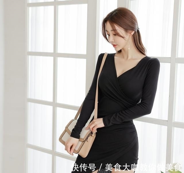 美人图鉴孙允珠：黑夜卢浮幻黑烟梦V领连衣裙