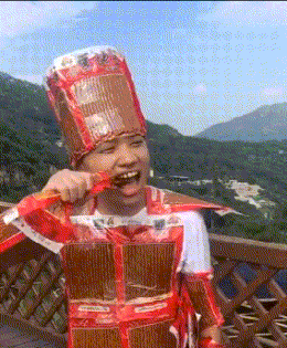 |搞笑GIF段子：不是说女追男隔层纸吗？这也太好追了吧，哈哈哈哈