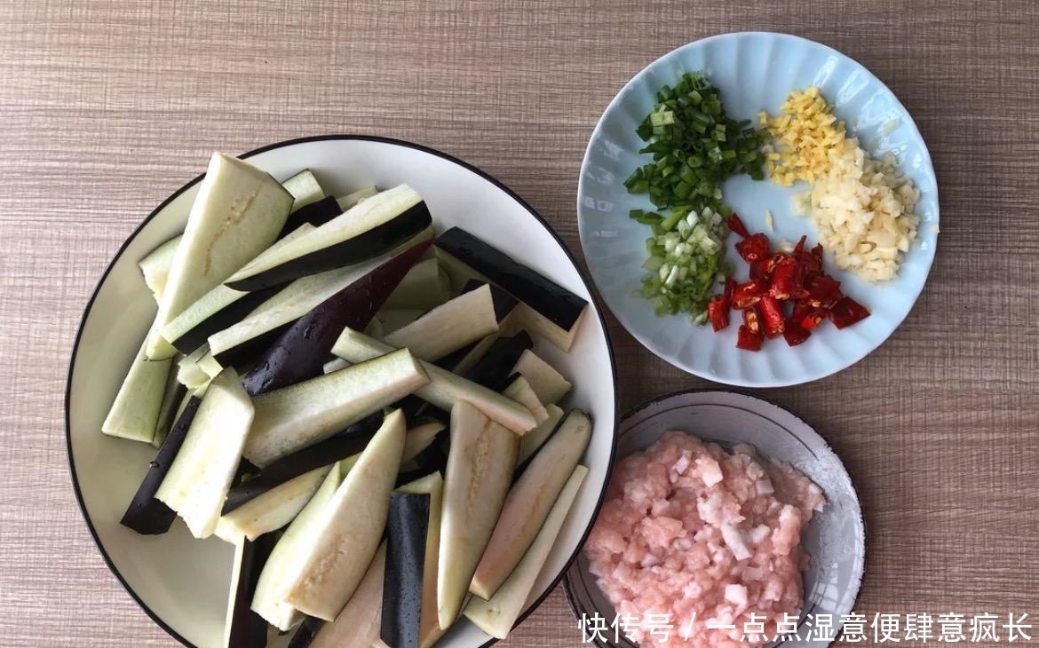 常回家看看,顺便做道菜,简单的家常菜!