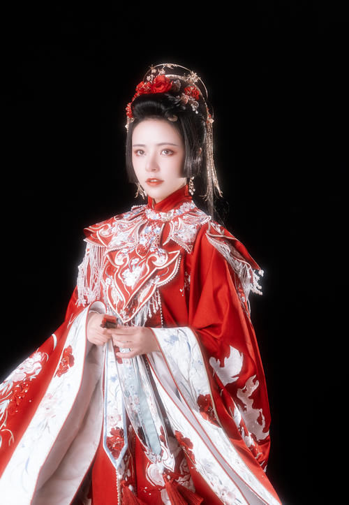 平安京|当日本“公主切”遇上中国婚服，本以为会违和，没想到这么好看