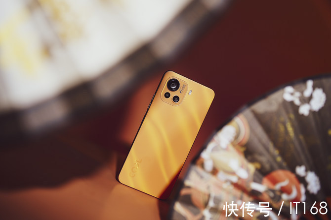 国风|酷派 COOL 20Pro 敦煌鎏金图赏:国风潮流新设计,影音娱乐新体验