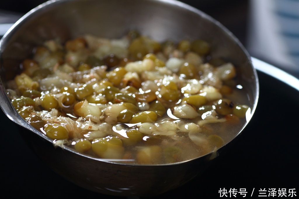 吃这“四种”豆类胜过吃肉，帮你明目健脾胃，这几种豆子家家都有