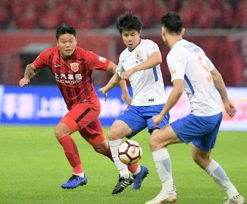 廣州隊|中超霸主做出重要決定！魯能開賽前收壞消息，上港隊這回麻煩大了