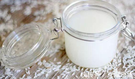 板结|花盆土壤“黏成块”,3种“酸水”浇下去,3天变疏松,爆盆快