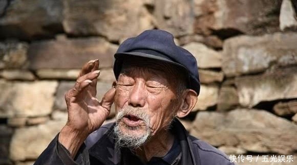 不容|俗话“一家不容三姓”,指的哪三个姓,看完恍然大悟!