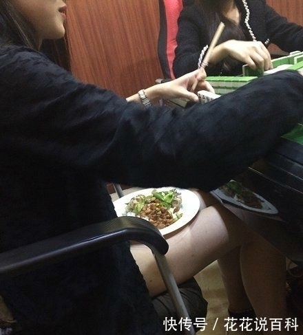 |搞笑图片!打个针至于做出那么委屈的表情吗?