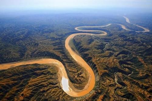 黄河沿线4大绝美奇观，横贯中国东西部，人称“最美风光带”