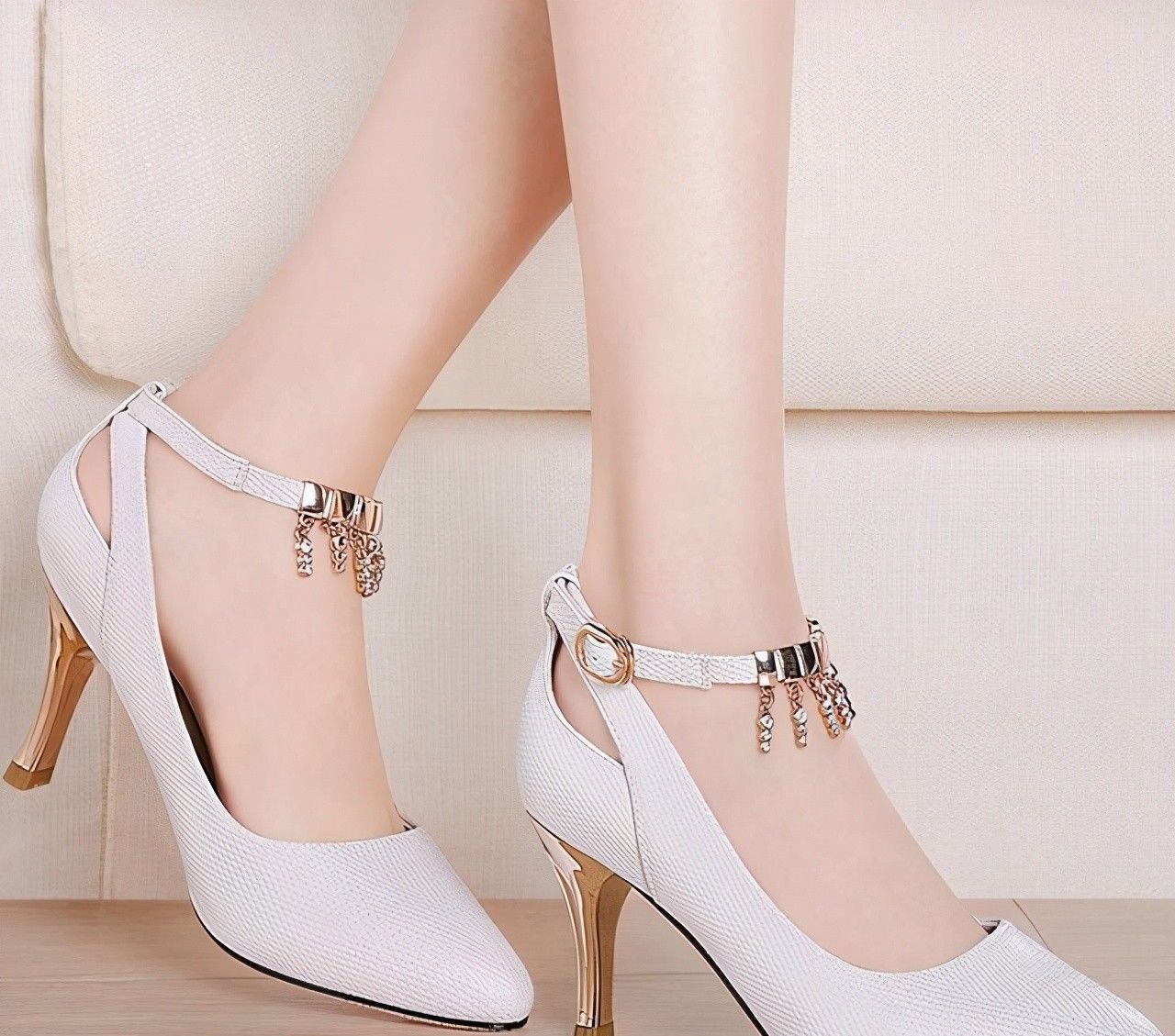 尖头 女神夏日必备高跟鞋,让你性感加倍,美丽加分,魅力绽放