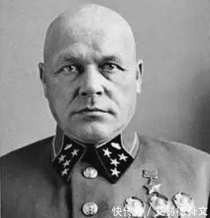 最宠|苏德战争刚开打，斯大林为何就处死四个将军？连最宠上将也没放过