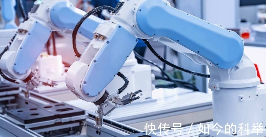代工|富士康开始行动,郭台铭“打脸”了