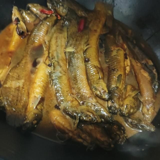 香酥泥鳅鱼，麻辣香酥，太解馋了