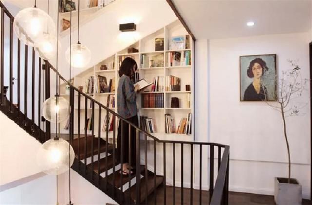 北漂|北漂姑娘买45平房子,爆改成4卧3卫小别墅,专家预估增值500万