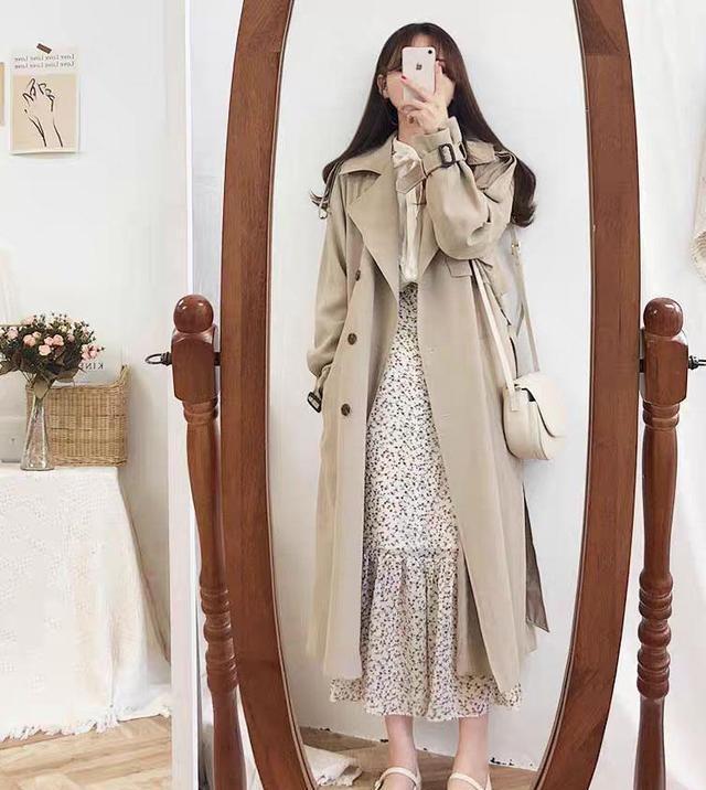 集美 今年穿风衣别买卡其色了!三木带火了“米色风衣”,高级优雅真美