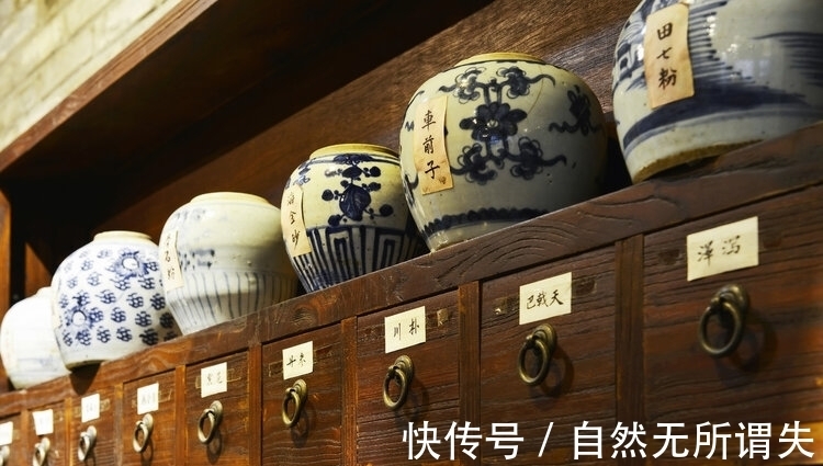 黑芝麻丸|大学教授服中药治更年期，导致肝衰竭？提醒：这类中药再好也别碰