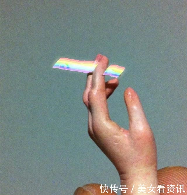 作品|想制作出逼真到血管都清晰可见的手办，不只是手磨出老茧那么简单