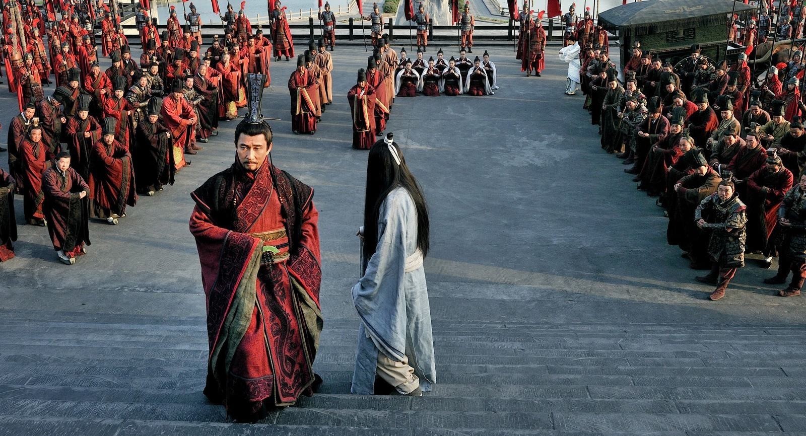 无情|刘邦被项羽追击，数次将儿女踹下马车，非冷血无情，乃大爱大智慧