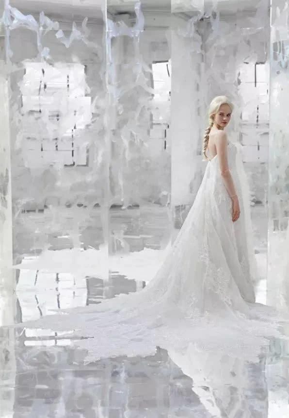 把冰雪奇缘做成婚纱这些迪士尼公主穿的婚纱裙也太好看了