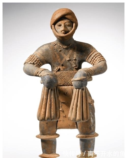 手办|1500年前的“手办”连帽子都能摘下来,咱玩的都是古人剩下的