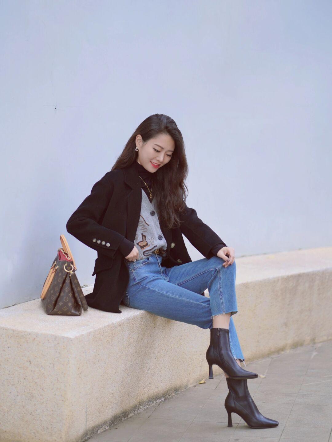 保暖|这个秋冬流行“西装叠穿”,让职场OL也能兼顾保暖与时尚,超好看