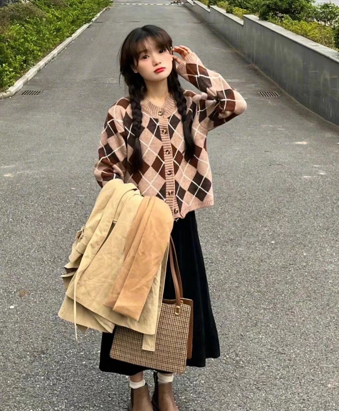 早春 156小个子早春穿搭来了,可可爱爱很减龄,被这位博主圈粉了