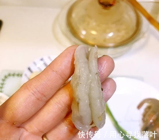 虾仁|这是一道海鲜粥，味道鲜美，营养更不用说！